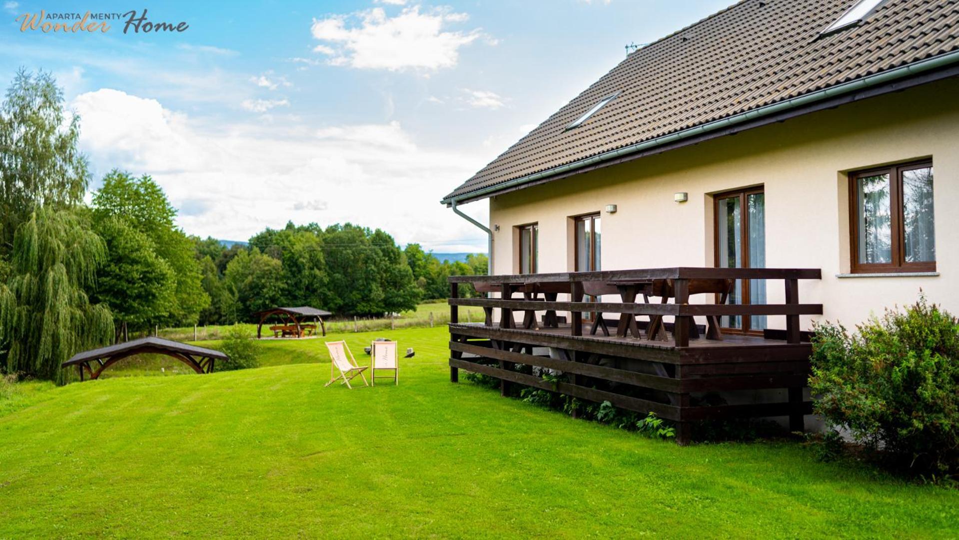 Czerwony Dworek Apartments: Green Oasis with Playground, Grill & Fishing Pond Myslakowice Exterior photo