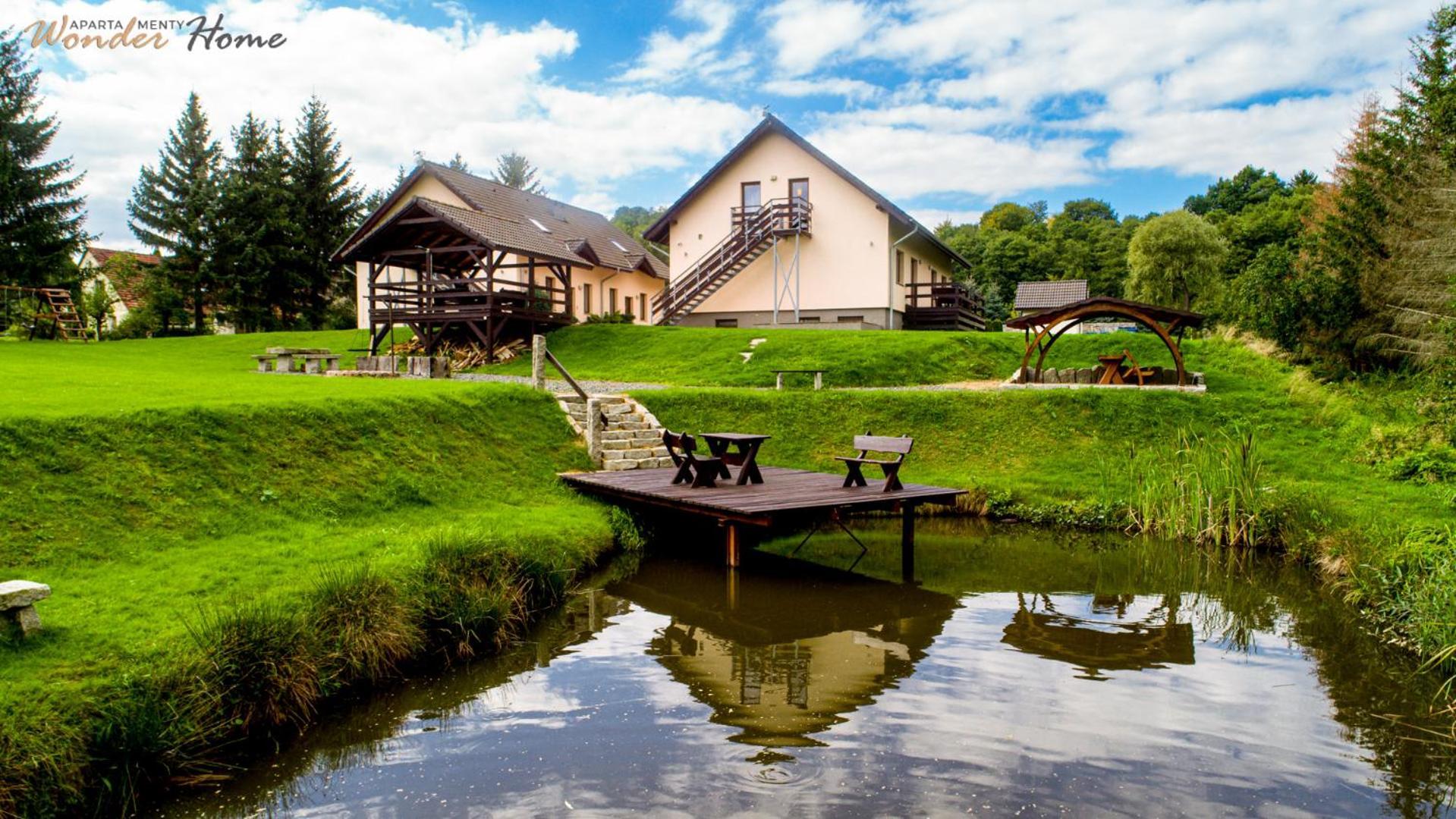 Czerwony Dworek Apartments: Green Oasis with Playground, Grill & Fishing Pond Myslakowice Exterior photo